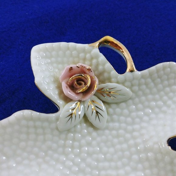 Trinket Dish Porcelain White Leaf Shape with Gold Trim Rose Accent 5" - Picture 4 of 6